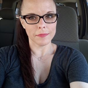 Meet your Posher, Kristin